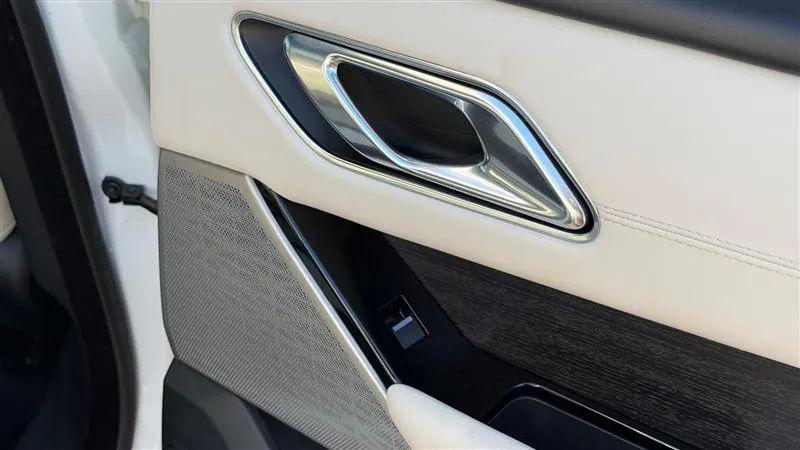 2018 Land Rover Range Rover Velar P250 SE R-Dynamic