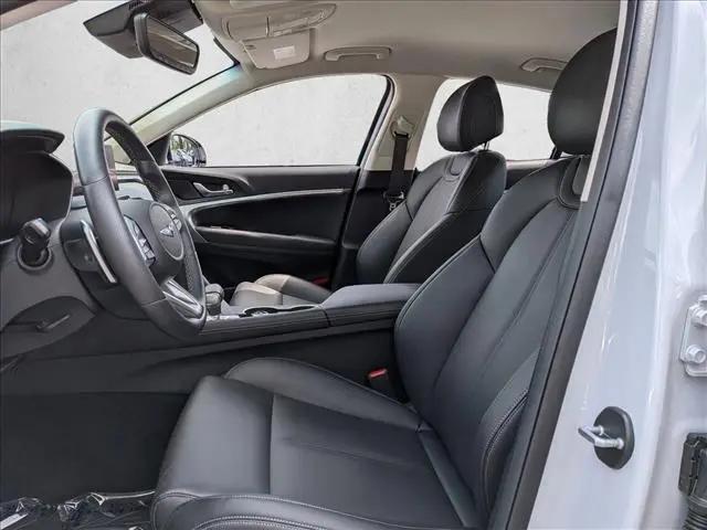2023 Genesis G70 2.0T RWD