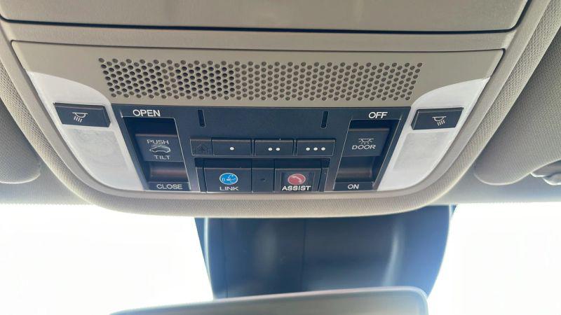 2017 Acura MDX w/Advance Package