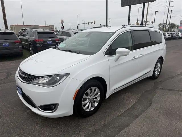 2018 Chrysler Pacifica Touring L for sale in Sioux Falls, SD