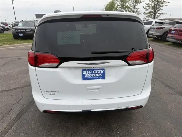 2018 Chrysler Pacifica Touring L