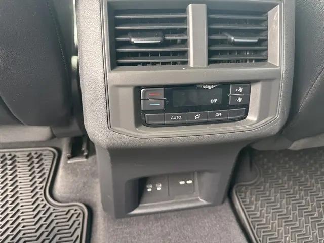 2022 Volkswagen Atlas 3.6L V6 SEL R-Line Black