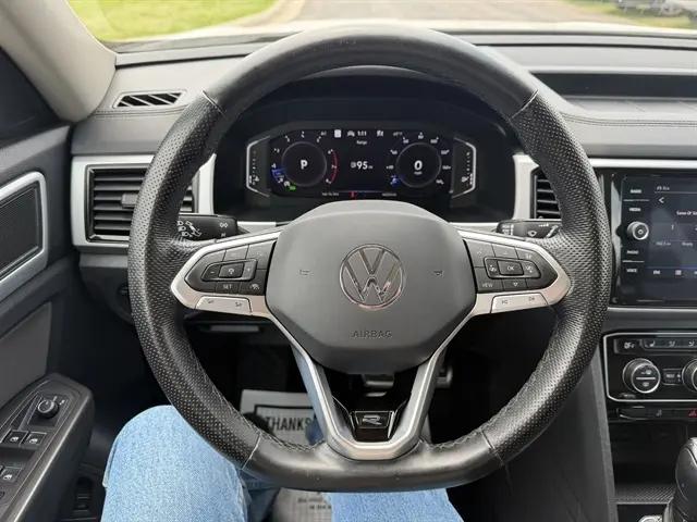 2022 Volkswagen Atlas 3.6L V6 SEL R-Line Black