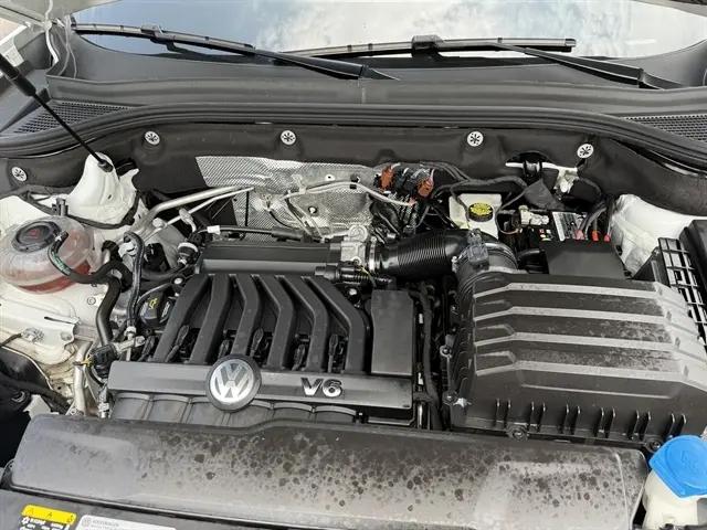2022 Volkswagen Atlas 3.6L V6 SEL R-Line Black