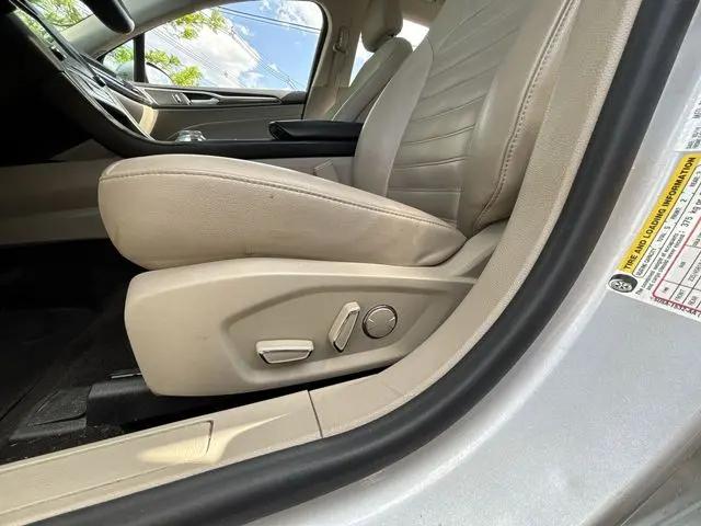 2019 Ford Fusion SEL