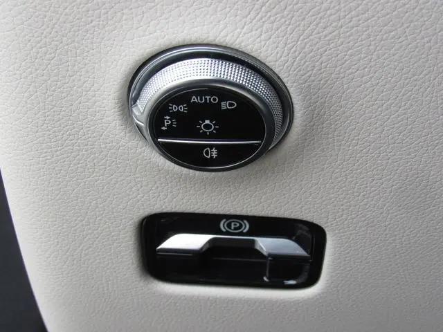 2023 Mercedes-Benz GLC 4MATIC SUV
