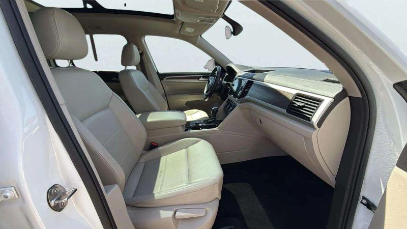 2022 Volkswagen Atlas 3.6L V6 SE w/Technology