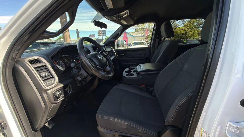 2022 Ram 2500 Tradesman Crew Cab 4x4 6'4" Box