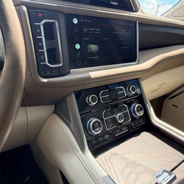 2022 GMC Yukon XL 4WD Denali