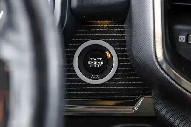 2019 Ram 1500 Limited Crew Cab 4x4 5'7" Box