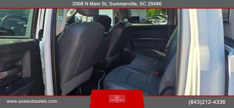 2017 Ram 3500 Tradesman Crew Cab 4x4 6'4" Box