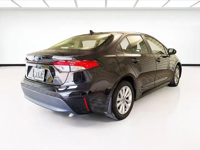 2025 Toyota Corolla Hybrid SE