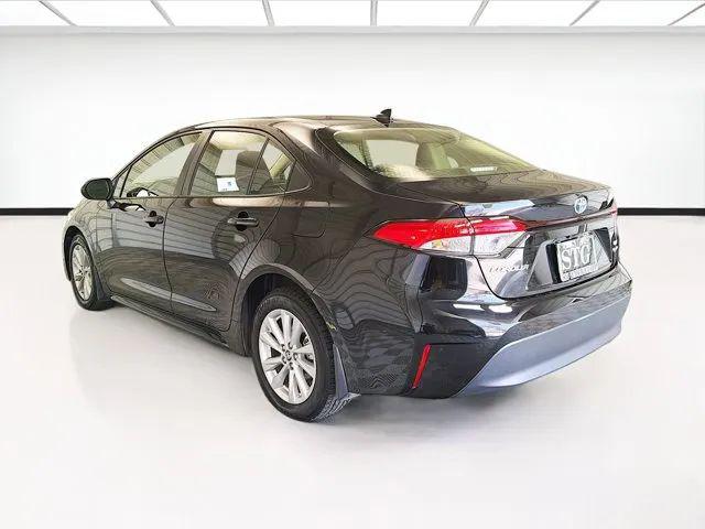 2025 Toyota Corolla Hybrid SE