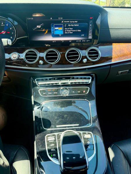 2017 Mercedes-Benz E-CLASS E 300 E 300