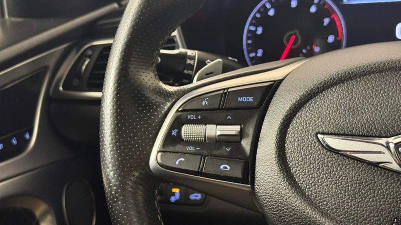 2020 Genesis G70 2.0T AWD