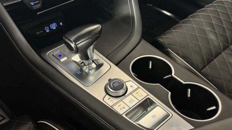 2020 Genesis G70 2.0T AWD