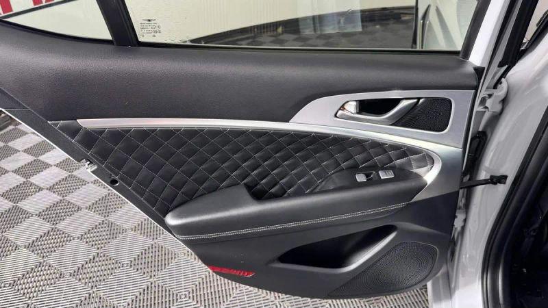 2020 Genesis G70 2.0T AWD