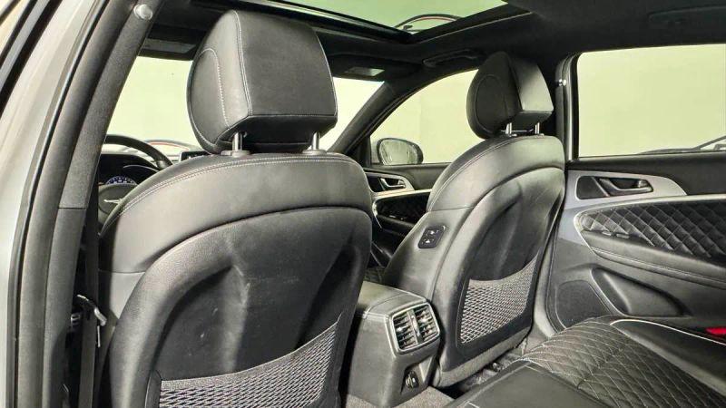 2020 Genesis G70 2.0T AWD