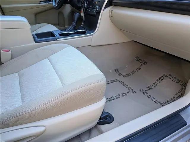 2015 Toyota Camry LE