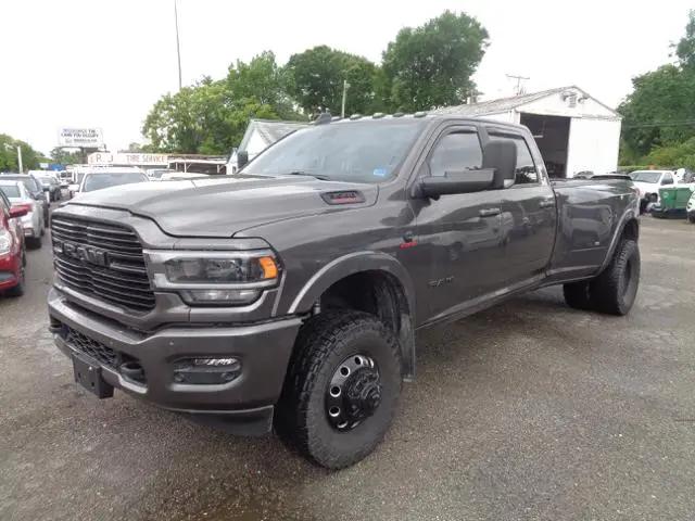 2021 Ram 3500 Laramie Crew Cab 4x4 8' Box