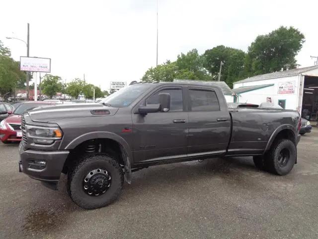 2021 Ram 3500 Laramie Crew Cab 4x4 8' Box