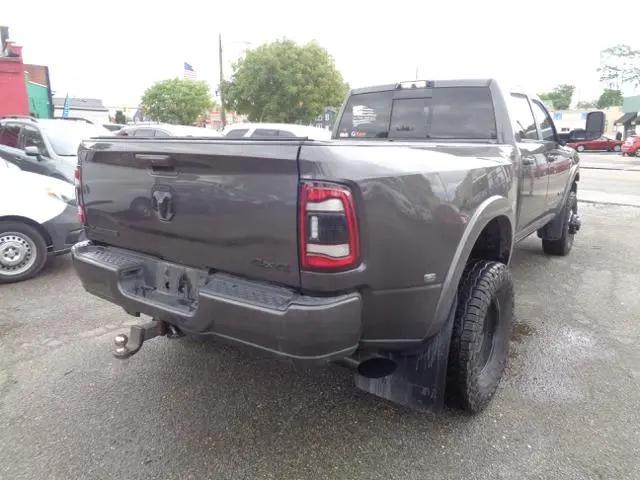 2021 Ram 3500 Laramie Crew Cab 4x4 8' Box