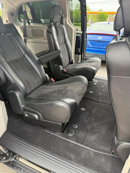 2014 Chrysler Town & Country Touring-L 30th Anniversary