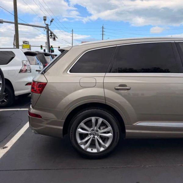 2017 Audi Q7 3.0T Premium
