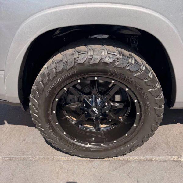 2019 Ram 1500 Laramie Crew Cab 4x4 5'7" Box