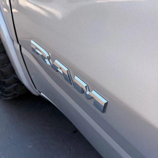 2019 Ram 1500 Laramie Crew Cab 4x4 5'7" Box