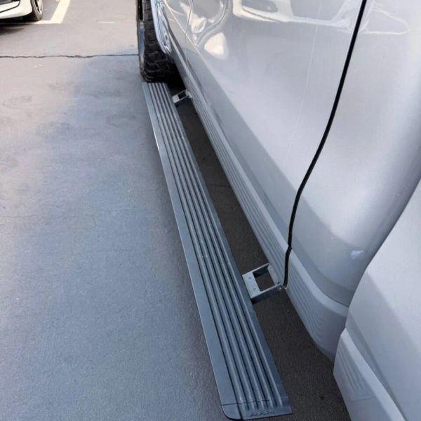 2019 Ram 1500 Laramie Crew Cab 4x4 5'7" Box