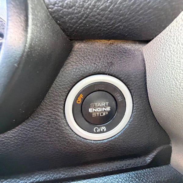 2019 Ram 1500 Laramie Crew Cab 4x4 5'7" Box