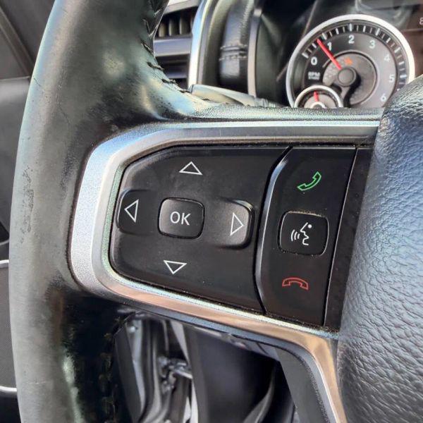 2019 Ram 1500 Laramie Crew Cab 4x4 5'7" Box