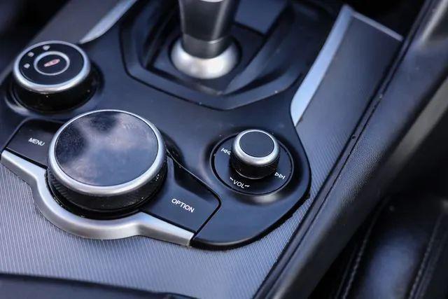 2019 Alfa Romeo Giulia Ti Sport AWD