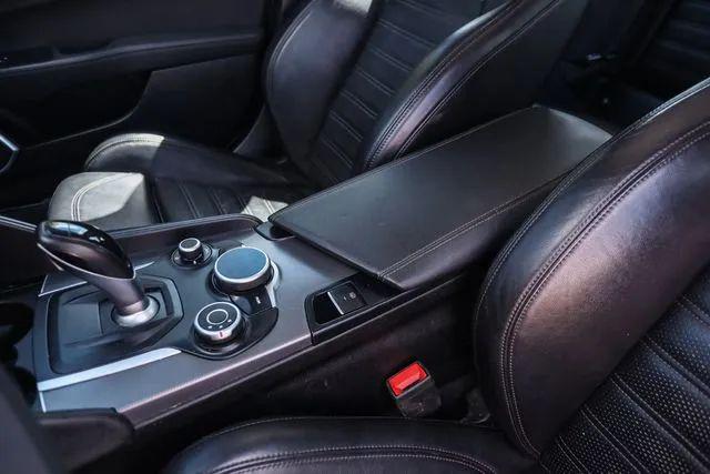 2019 Alfa Romeo Giulia Ti Sport AWD