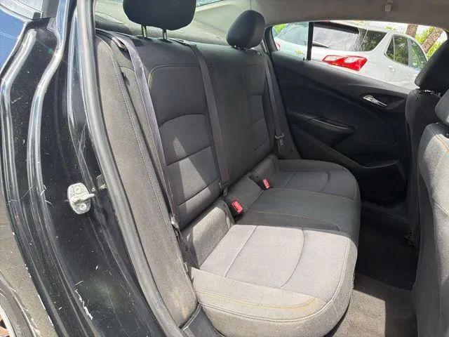 2017 Chevrolet Cruze LS Auto