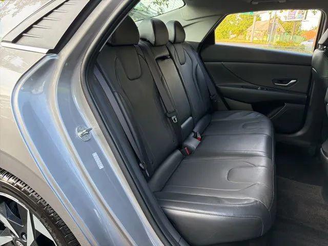 2023 Hyundai Elantra Hybrid Limited