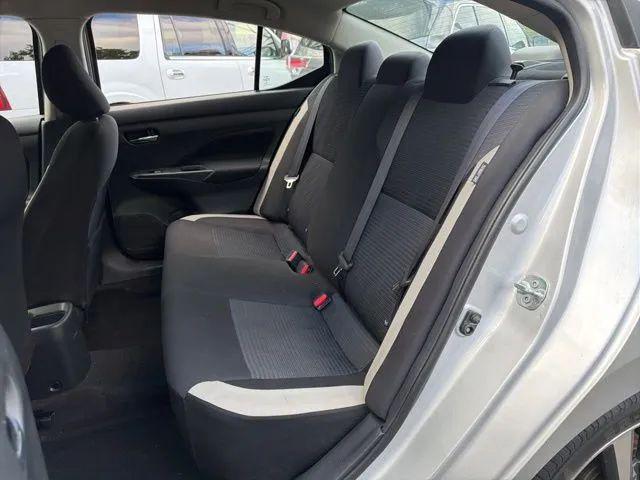 2021 Nissan Versa SV Xtronic CVT