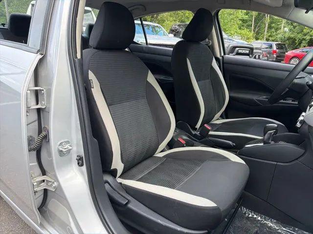 2021 Nissan Versa SV Xtronic CVT