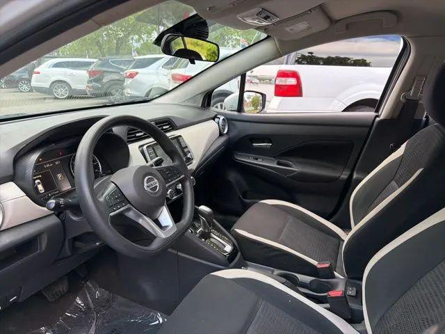 2021 Nissan Versa SV Xtronic CVT