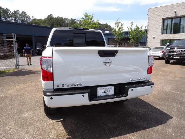 2018 Nissan Titan SL