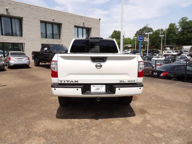 2018 Nissan Titan SL