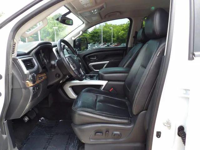 2018 Nissan Titan SL