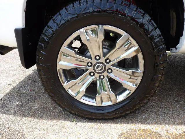 2018 Nissan Titan SL