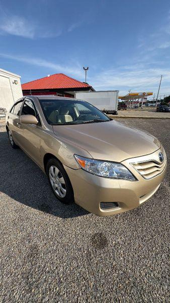 2010 Toyota Camry LE
