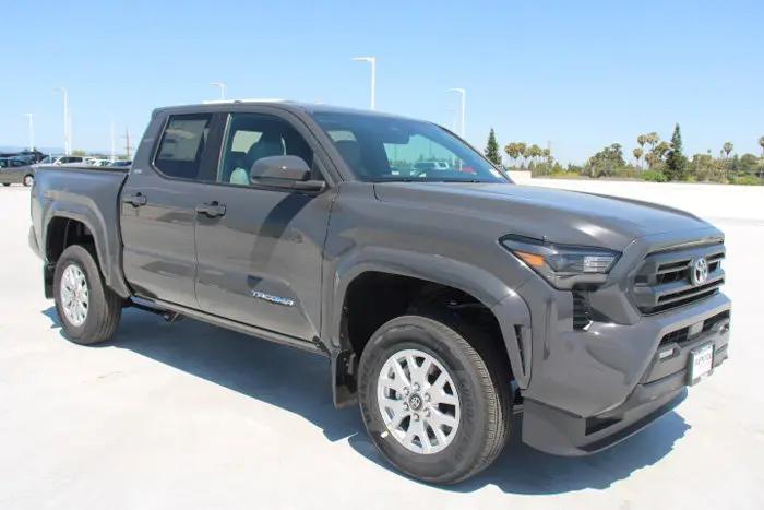 2026 Toyota Tacoma SR5