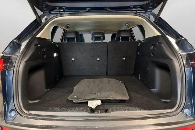 2025 Mazda CX-50 2.5 S Preferred Package