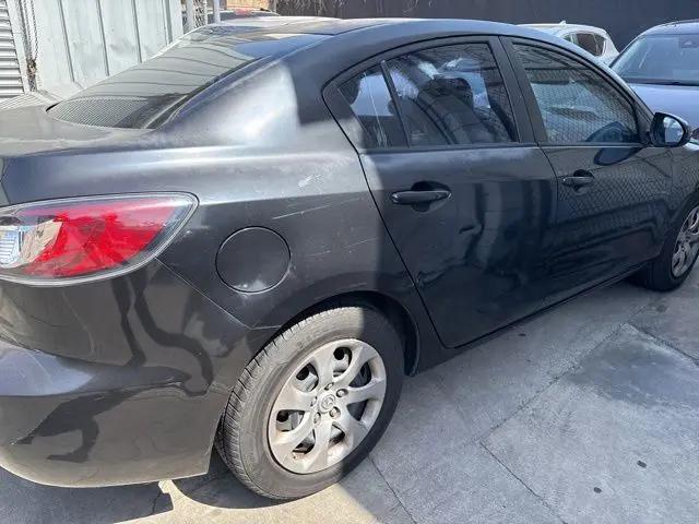 2013 Mazda Mazda3 i SV