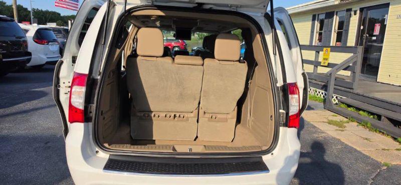 2015 Chrysler Town & Country Limited Platinum