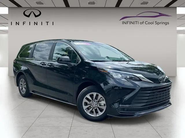 2026 Toyota Sienna LE for sale in Franklin, TN